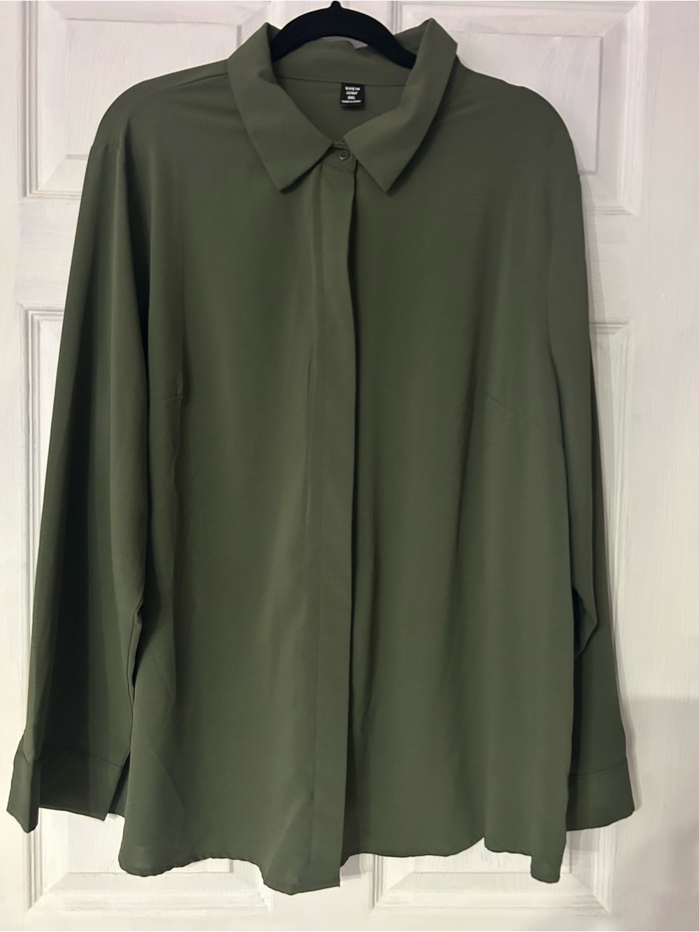 SHEIN Olive Green Button-Down Collared Blouse